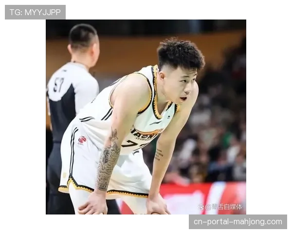 张镇麟砍下35分，辽宁力克新疆伊力特赢得常规赛榜首大战